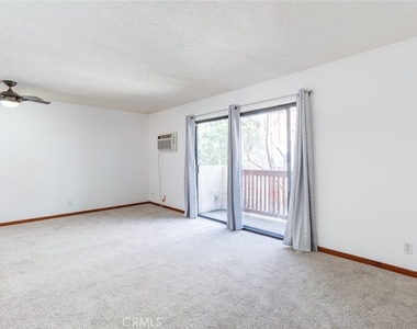 20234 Cantara Street - Photo Thumbnail 10