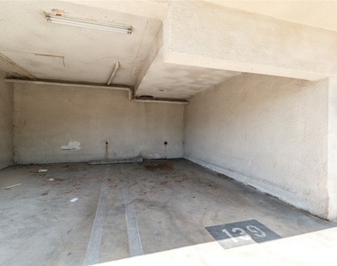 20234 Cantara Street - Photo Thumbnail 15