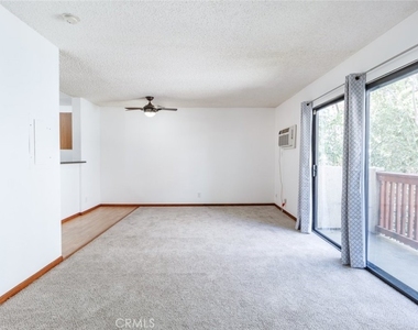 20234 Cantara Street - Photo Thumbnail 11