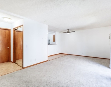 20234 Cantara Street - Photo Thumbnail 9