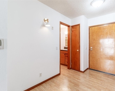 20234 Cantara Street - Photo Thumbnail 24