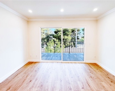 500 Jackson Place - Photo Thumbnail 13