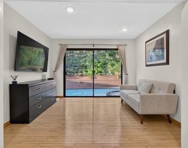 1350 E Tujunga - Photo Thumbnail 53