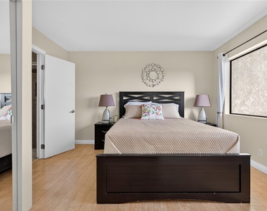 1350 E Tujunga - Photo Thumbnail 45