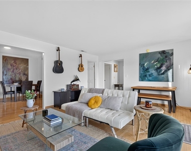 1350 E Tujunga - Photo Thumbnail 34