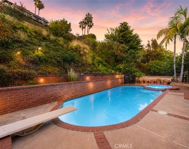 1350 E Tujunga - Photo Thumbnail 1