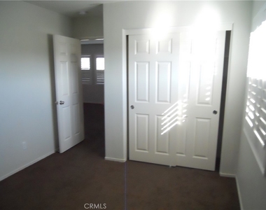 1634 Wagon Creek Cir - Photo Thumbnail 16