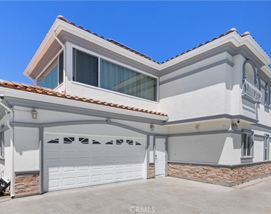2727 Walnut Grove Avenue - Photo Thumbnail 3