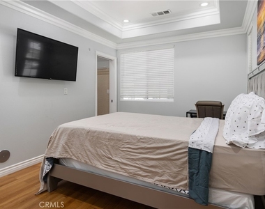 2727 Walnut Grove Avenue - Photo Thumbnail 24