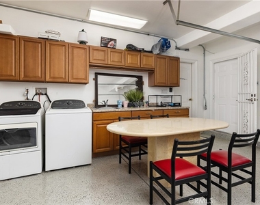 2727 Walnut Grove Avenue - Photo Thumbnail 30