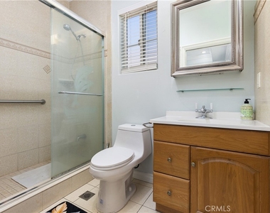 2727 Walnut Grove Avenue - Photo Thumbnail 26