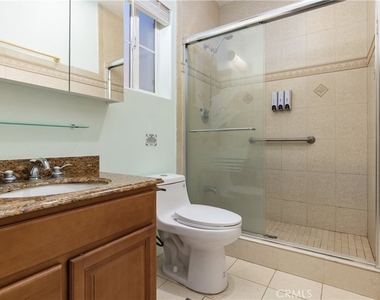 2727 Walnut Grove Avenue - Photo Thumbnail 28