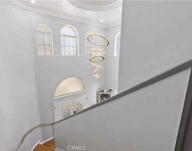 2727 Walnut Grove Avenue - Photo Thumbnail 7