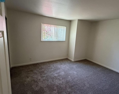 7032 Fair Oaks Blvd - Photo Thumbnail 20