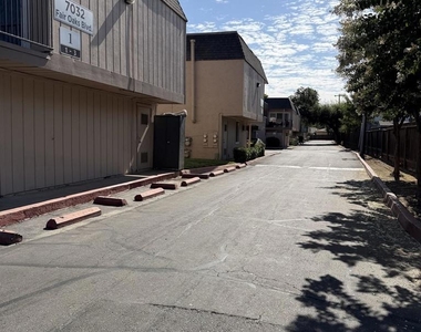 7032 Fair Oaks Blvd - Photo Thumbnail 1