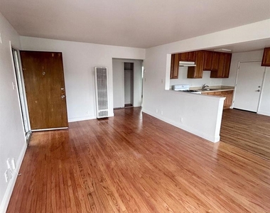 3144 61st Ave - Photo Thumbnail 6
