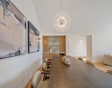 1222 S Genesee Avenue - Photo Thumbnail 10