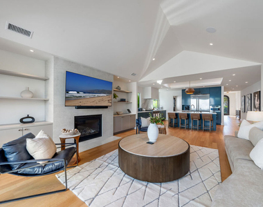 1222 S Genesee Avenue - Photo Thumbnail 82
