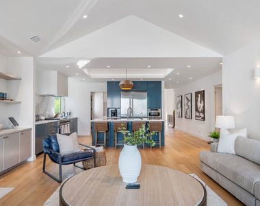 1222 S Genesee Avenue - Photo Thumbnail 80