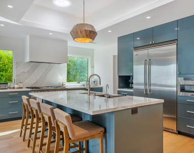 1222 S Genesee Avenue - Photo Thumbnail 18