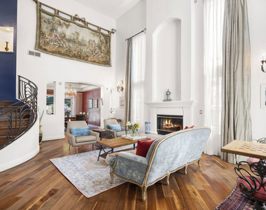 4544 Tobias Avenue - Photo Thumbnail 14