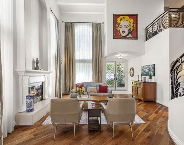 4544 Tobias Avenue - Photo Thumbnail 21