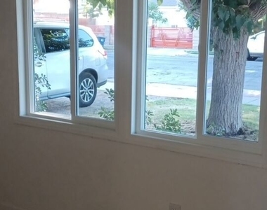 45045 W Redwood Avenue - Photo Thumbnail 15