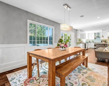 12233 Malone Street - Photo Thumbnail 3