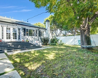 12233 Malone Street - Photo Thumbnail 7