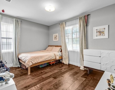 12233 Malone Street - Photo Thumbnail 13