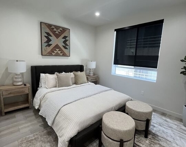 124 S Croft Avenue - Photo Thumbnail 13