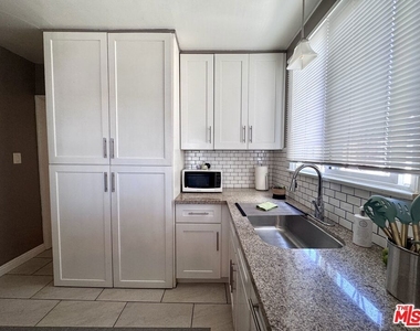 2177 W 27th Street - Photo Thumbnail 10