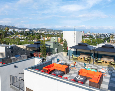 7428 Santa Monica Boulevard - Photo Thumbnail 33