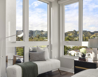 7428 Santa Monica Boulevard - Photo Thumbnail 12