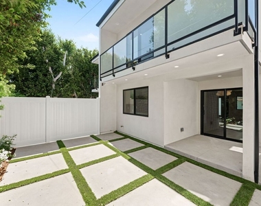 5843 Whitworth Drive - Photo Thumbnail 17