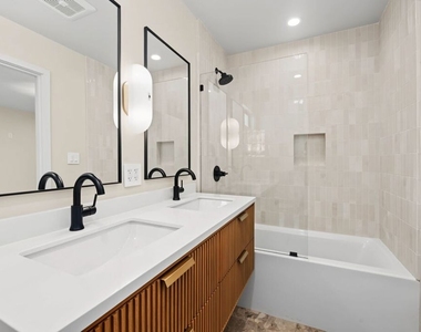 5843 Whitworth Drive - Photo Thumbnail 12