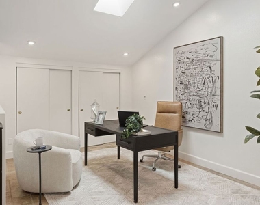 15232 Hartsook Street - Photo Thumbnail 16