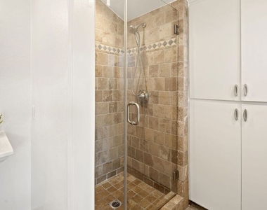 15232 Hartsook Street - Photo Thumbnail 21