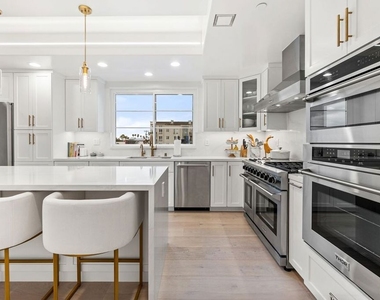 1182 Wellesley Avenue - Photo Thumbnail 22