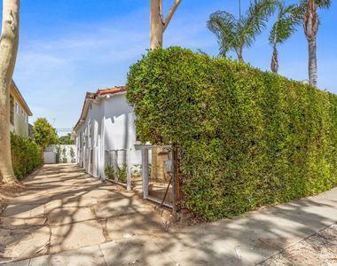 643 Vernon Avenue - Photo Thumbnail 2