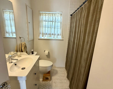 643 Vernon Avenue - Photo Thumbnail 18