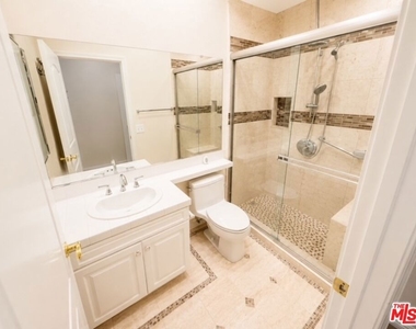 7371 Westcliff Drive - Photo Thumbnail 23