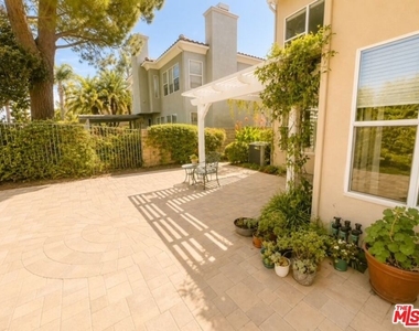 7371 Westcliff Drive - Photo Thumbnail 28