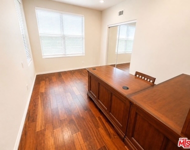 7371 Westcliff Drive - Photo Thumbnail 6
