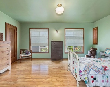 515 N Kenter Avenue - Photo Thumbnail 22