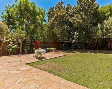 515 N Kenter Avenue - Photo Thumbnail 32