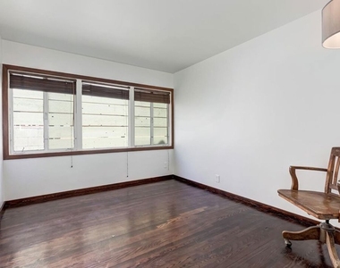 515 N Kenter Avenue - Photo Thumbnail 25