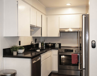 5651 Windsor Way - Photo Thumbnail 1