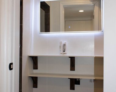 5651 Windsor Way - Photo Thumbnail 14