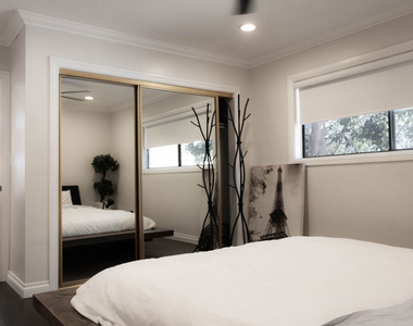 5651 Windsor Way - Photo Thumbnail 9